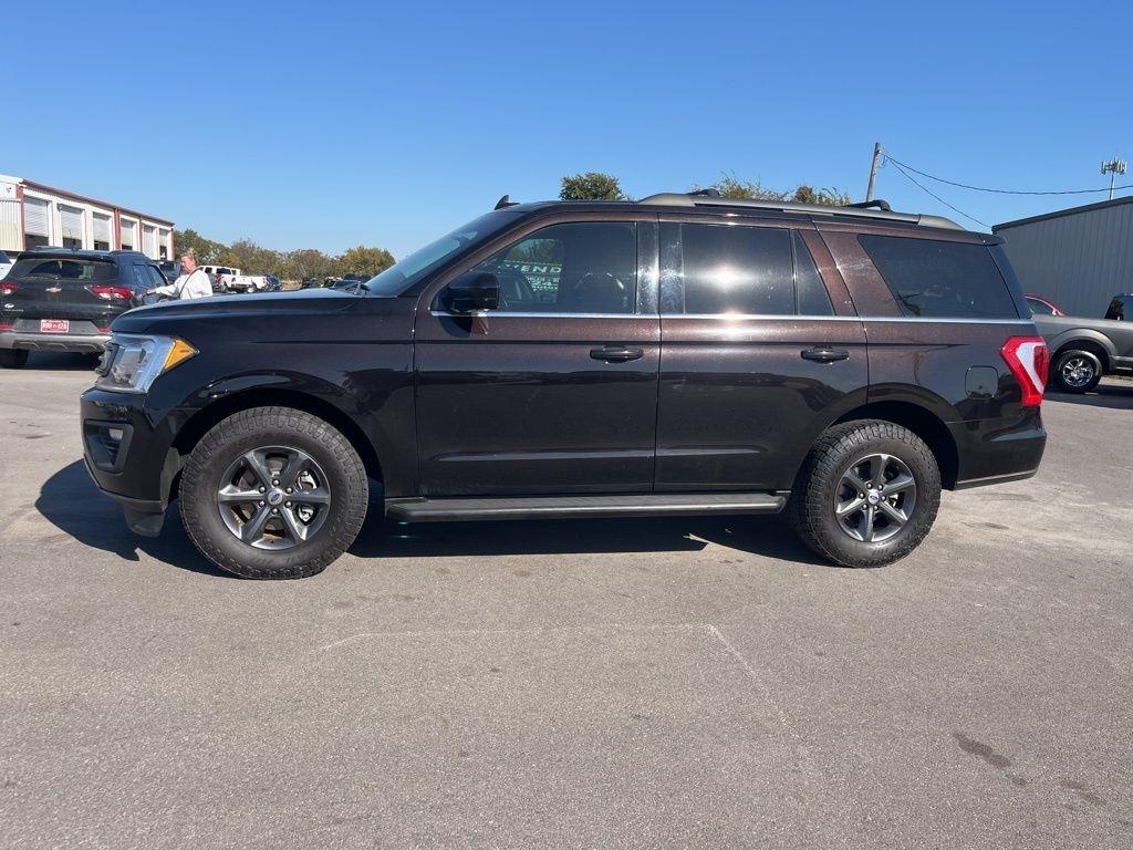 Ford Expedition  2021