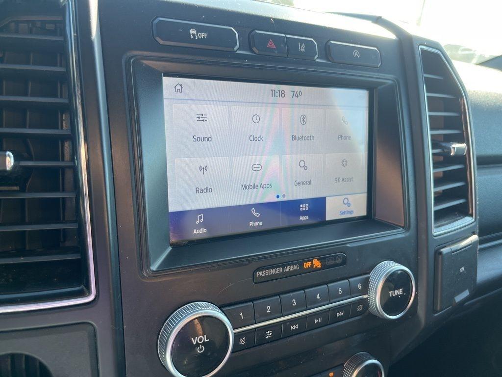 Ford Expedition  2021