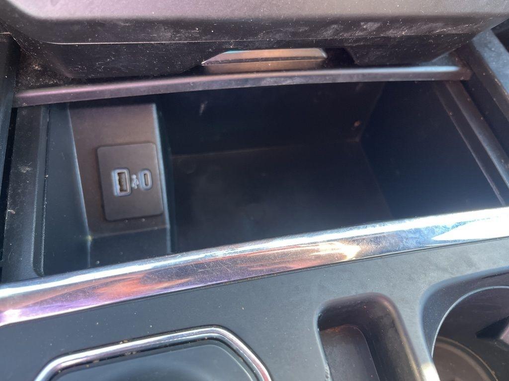 Ford Expedition  2021