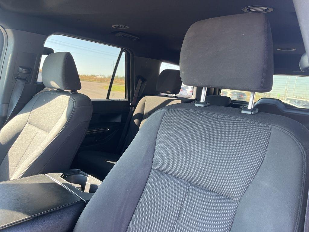 Ford Expedition  2021