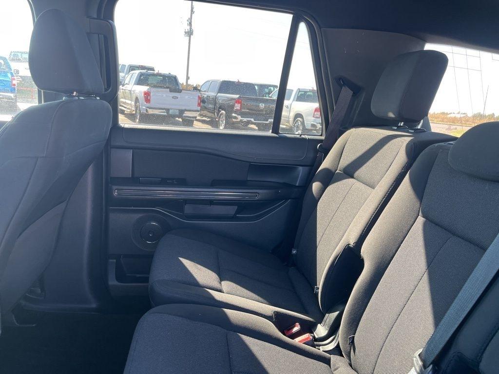 Ford Expedition  2021