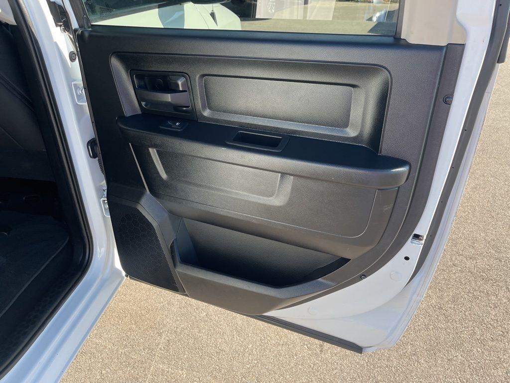 RAM 1500 Classic  2024