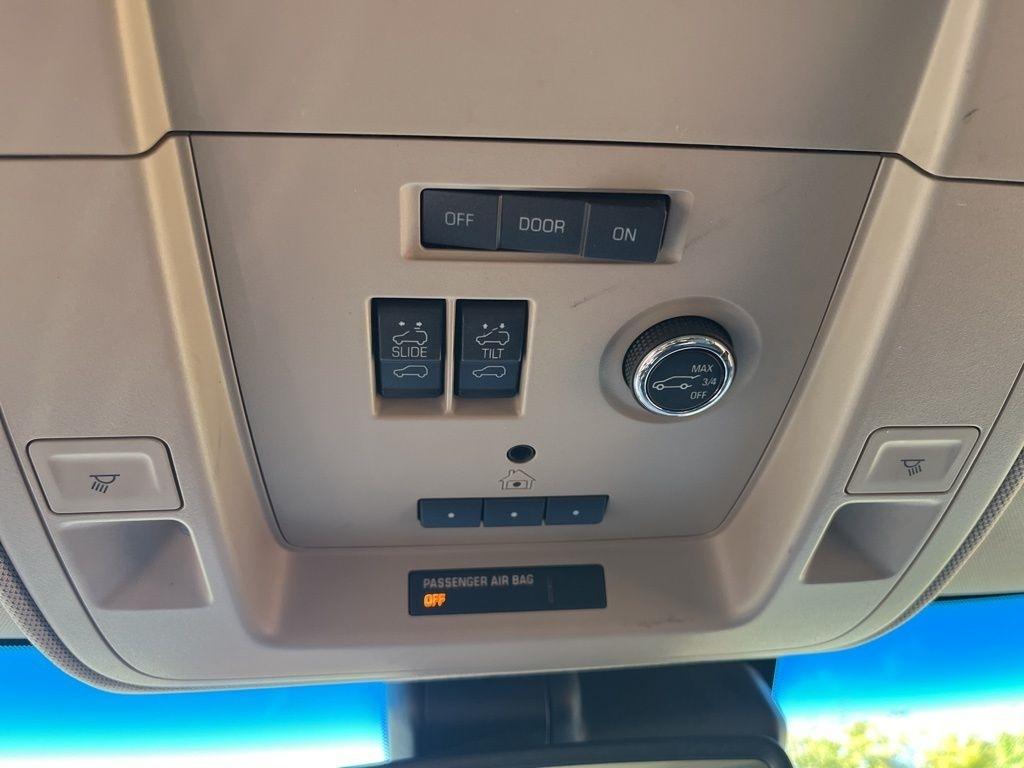 Chevrolet Tahoe  2018