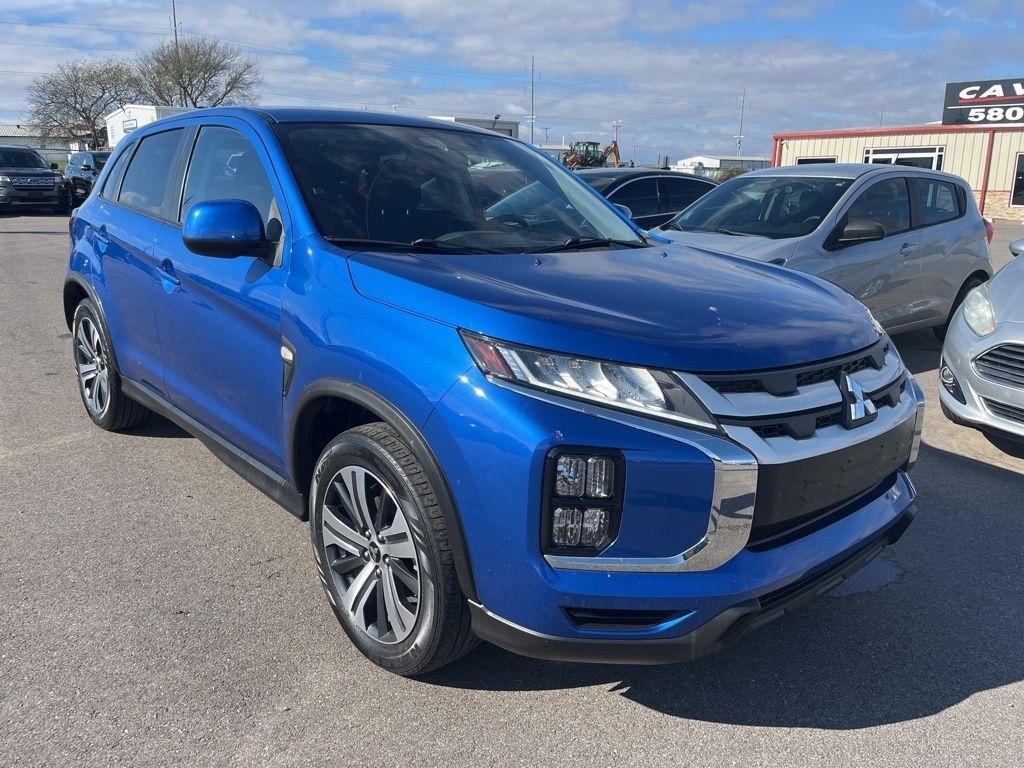 Mitsubishi Outlander Sport  2021