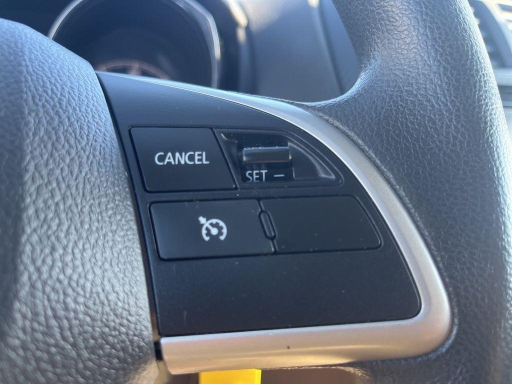 Mitsubishi Outlander Sport  2021