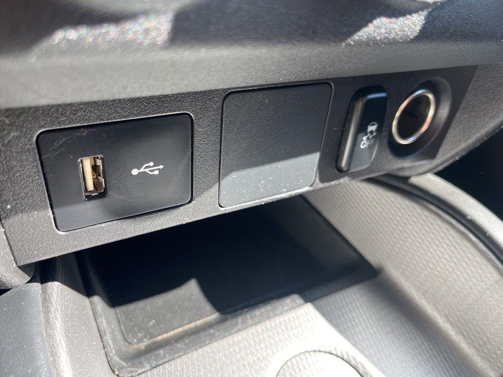 Mitsubishi Outlander Sport  2021