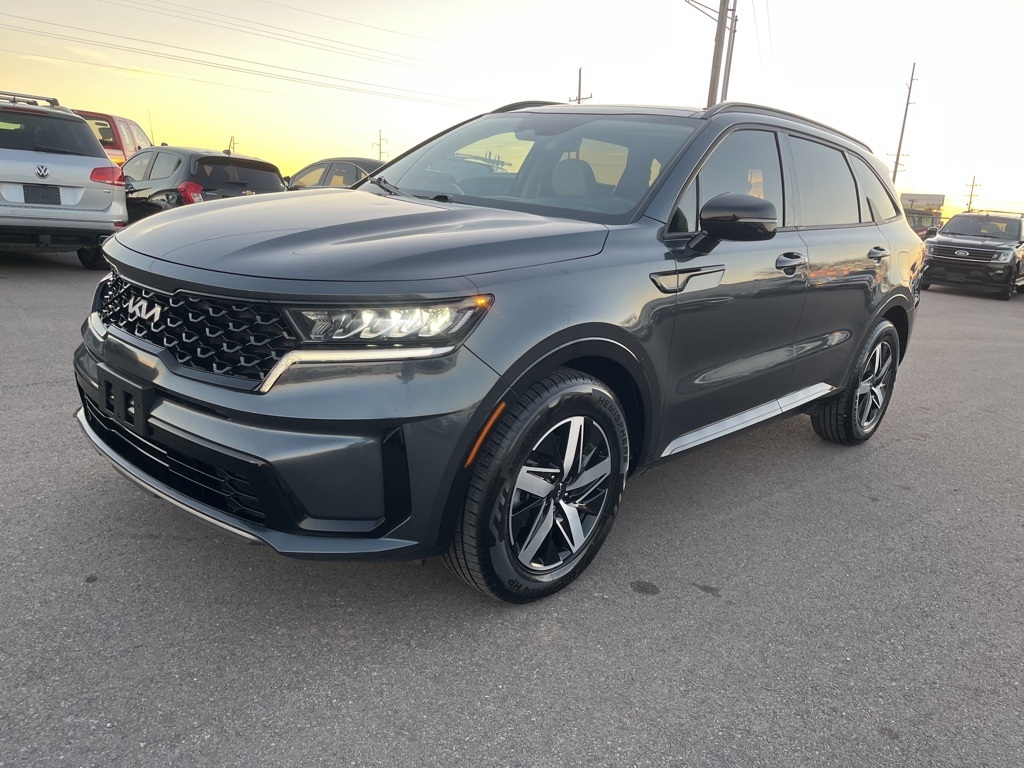 2022 Kia Sorento S's photo