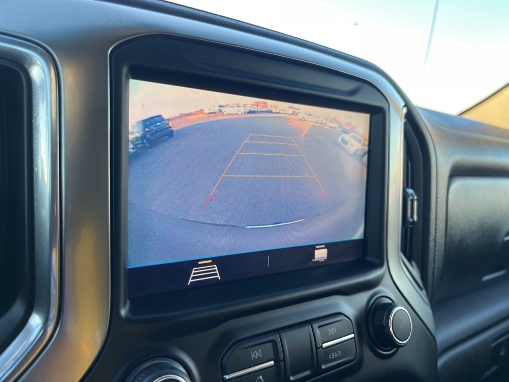 Chevrolet Silverado 1500  2021