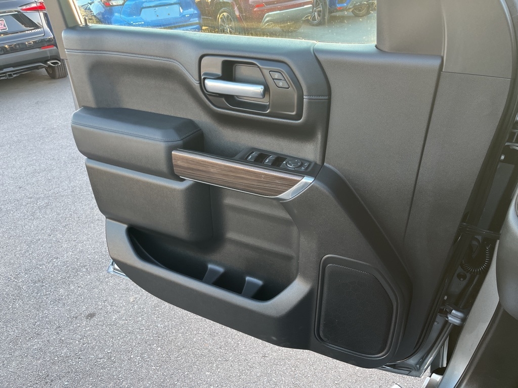 Chevrolet Silverado 1500  2021