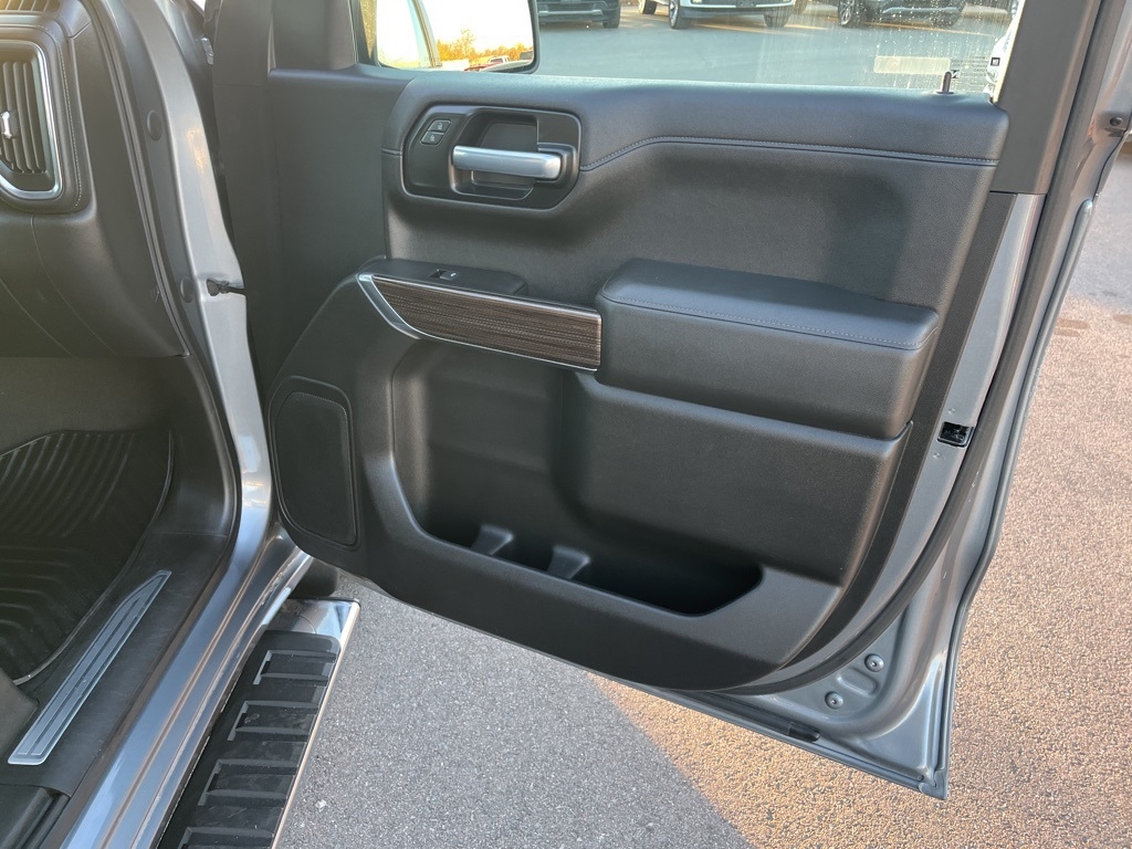 Chevrolet Silverado 1500  2021