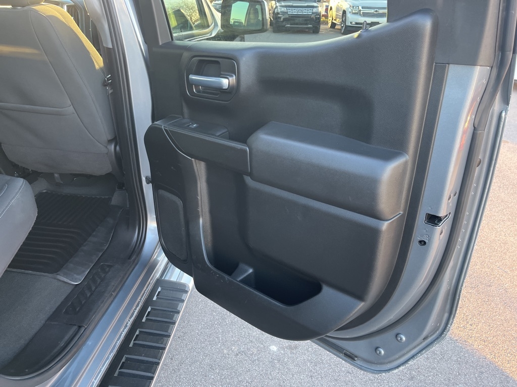 Chevrolet Silverado 1500  2021