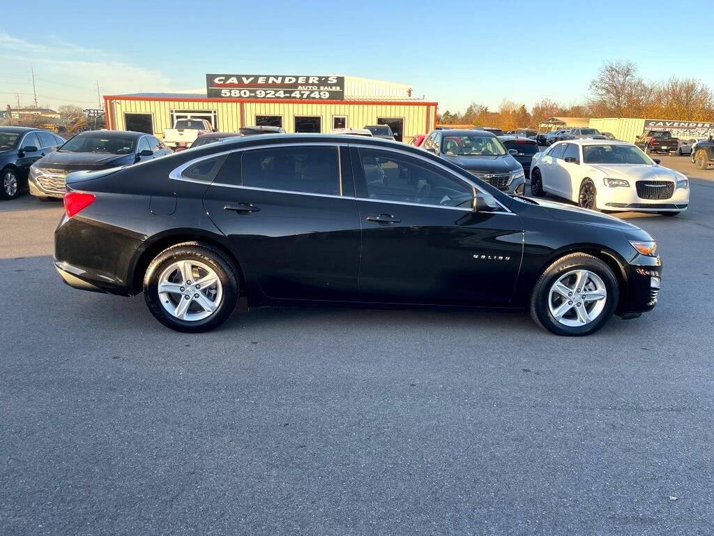 Chevrolet Malibu  2022