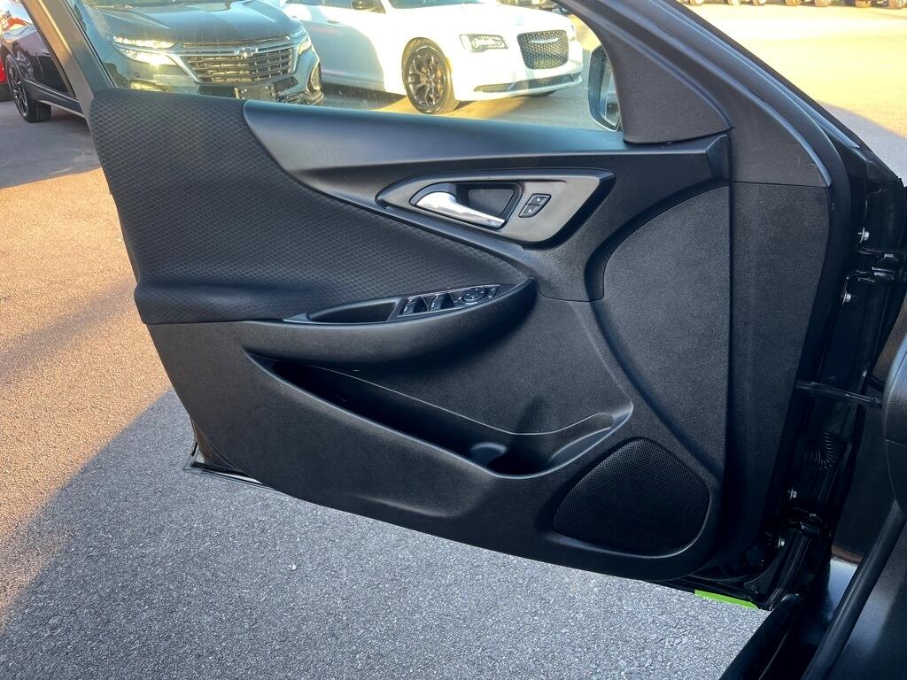 Chevrolet Malibu  2022