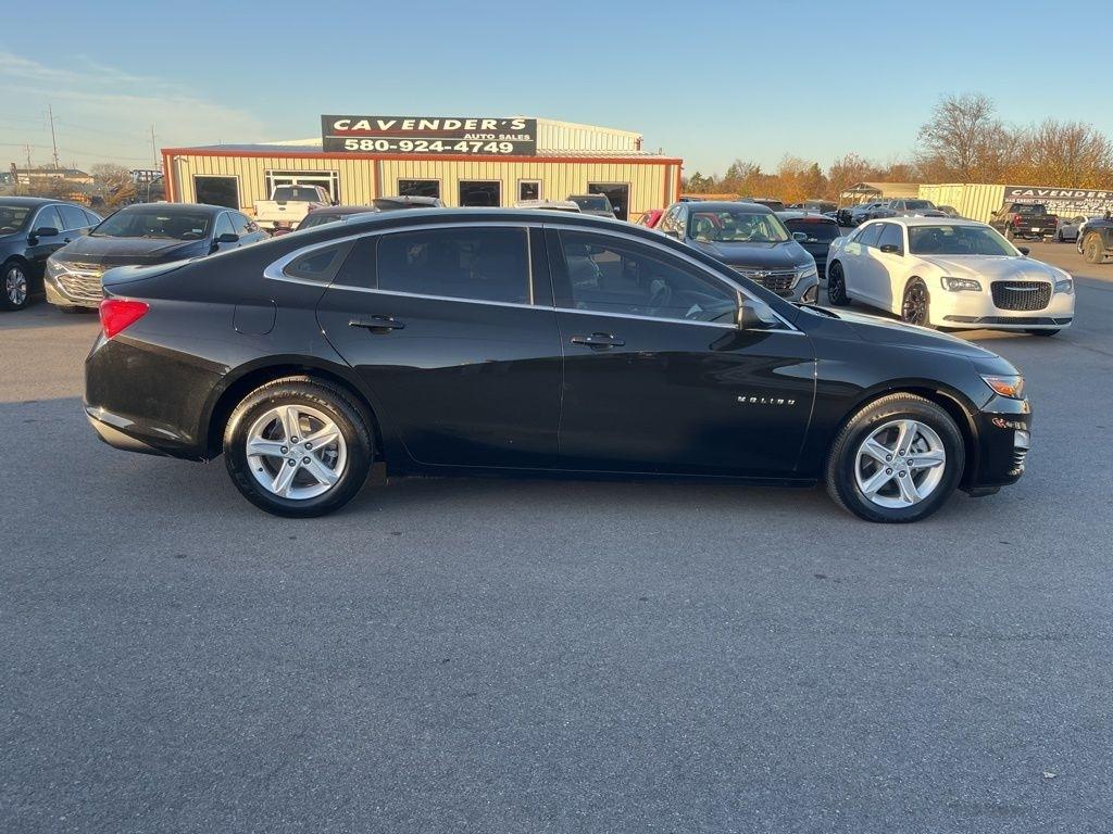 Chevrolet Malibu  2022