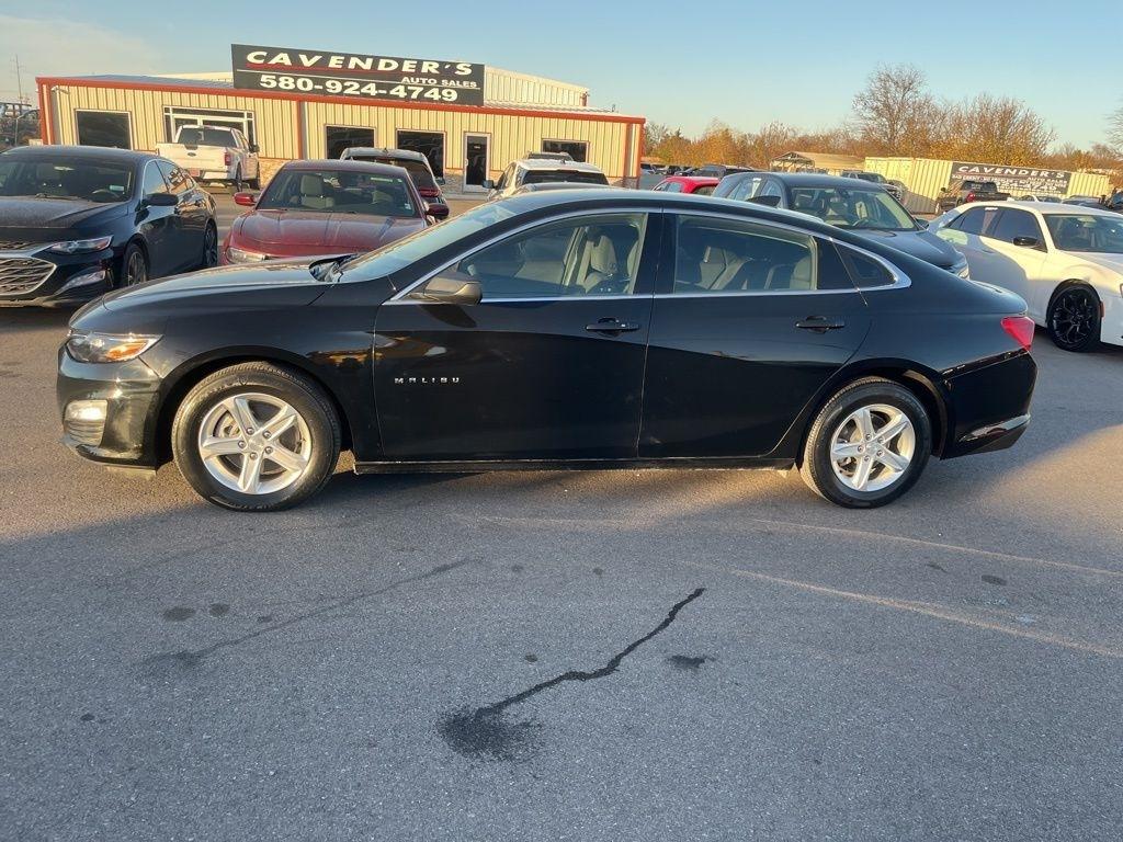Chevrolet Malibu  2022