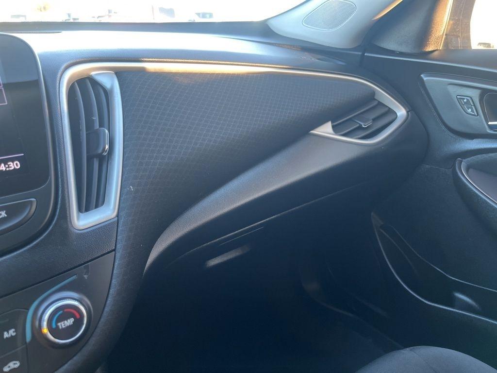 Chevrolet Malibu  2022