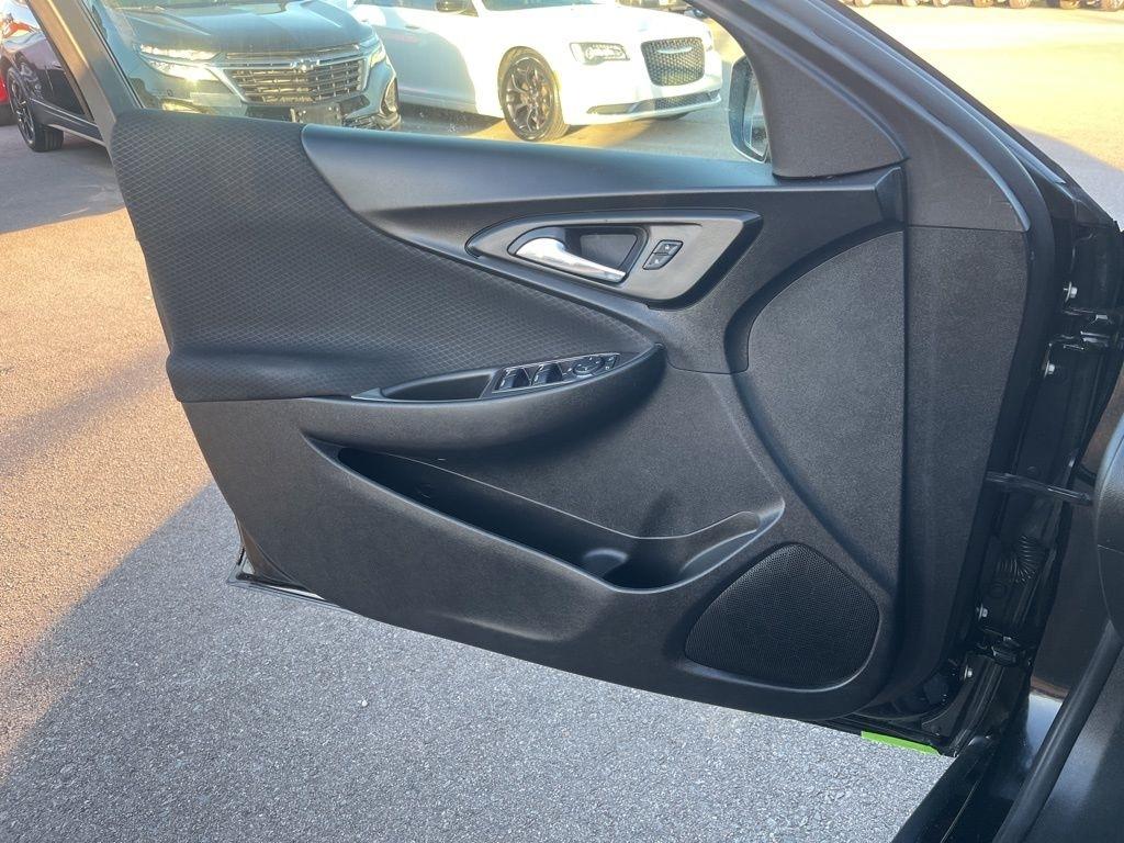 Chevrolet Malibu  2022