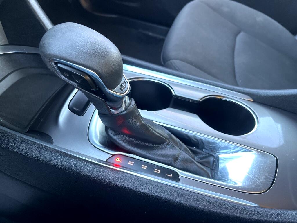 Chevrolet Malibu  2021