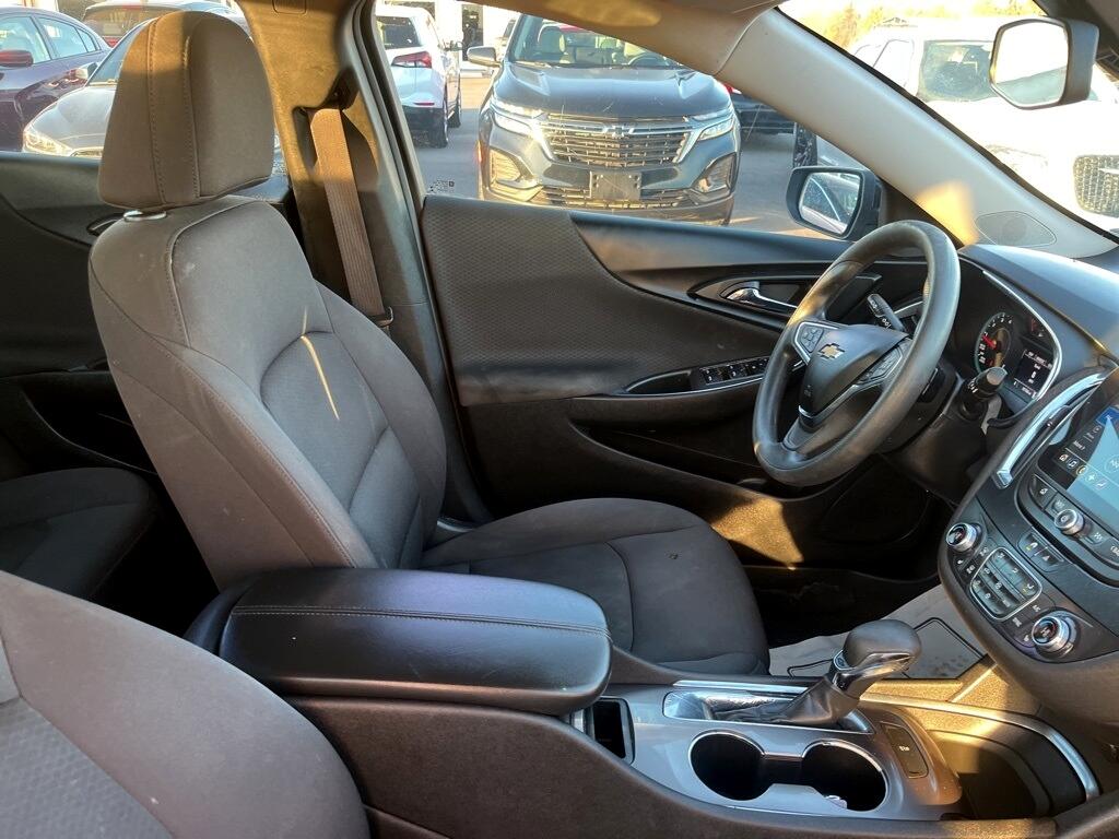 Chevrolet Malibu  2021