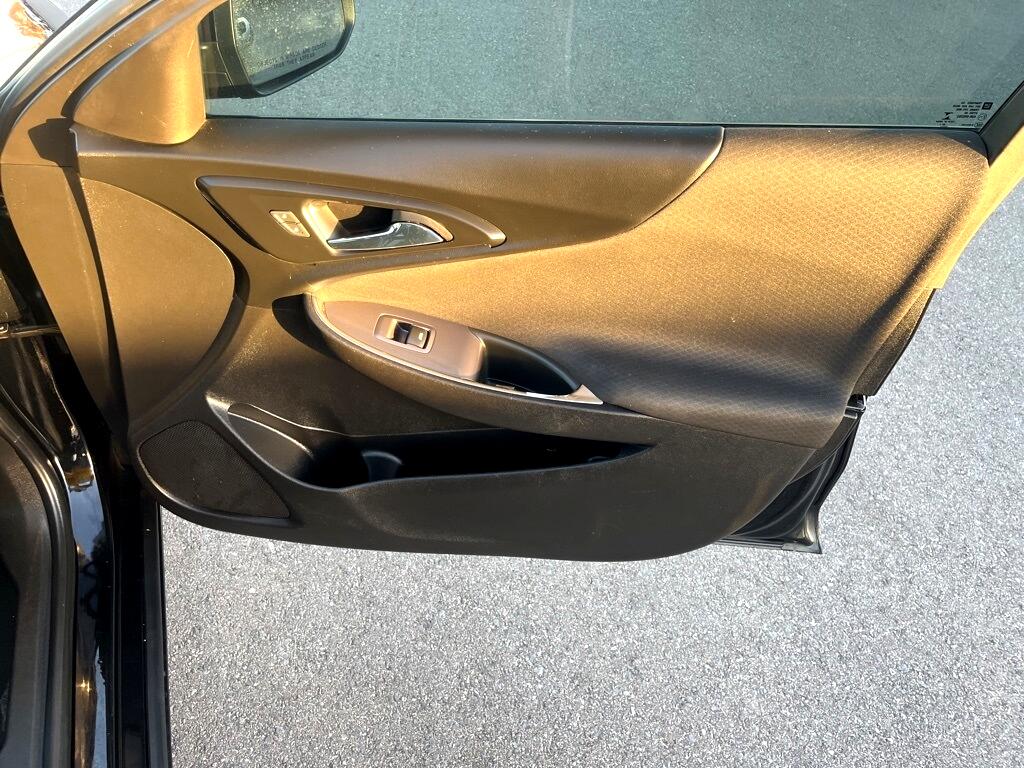 Chevrolet Malibu  2021