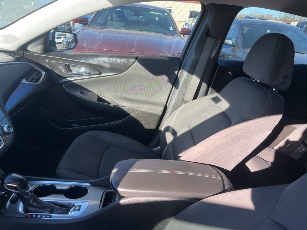 Chevrolet Malibu  2023