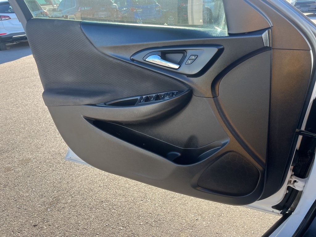 Chevrolet Malibu  2023