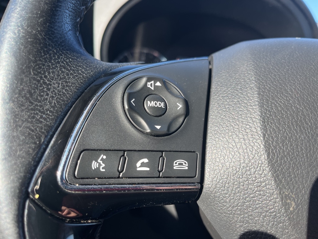 Mitsubishi Outlander  2020