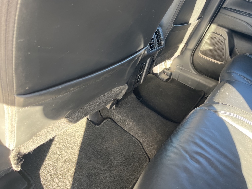 Mitsubishi Outlander  2020