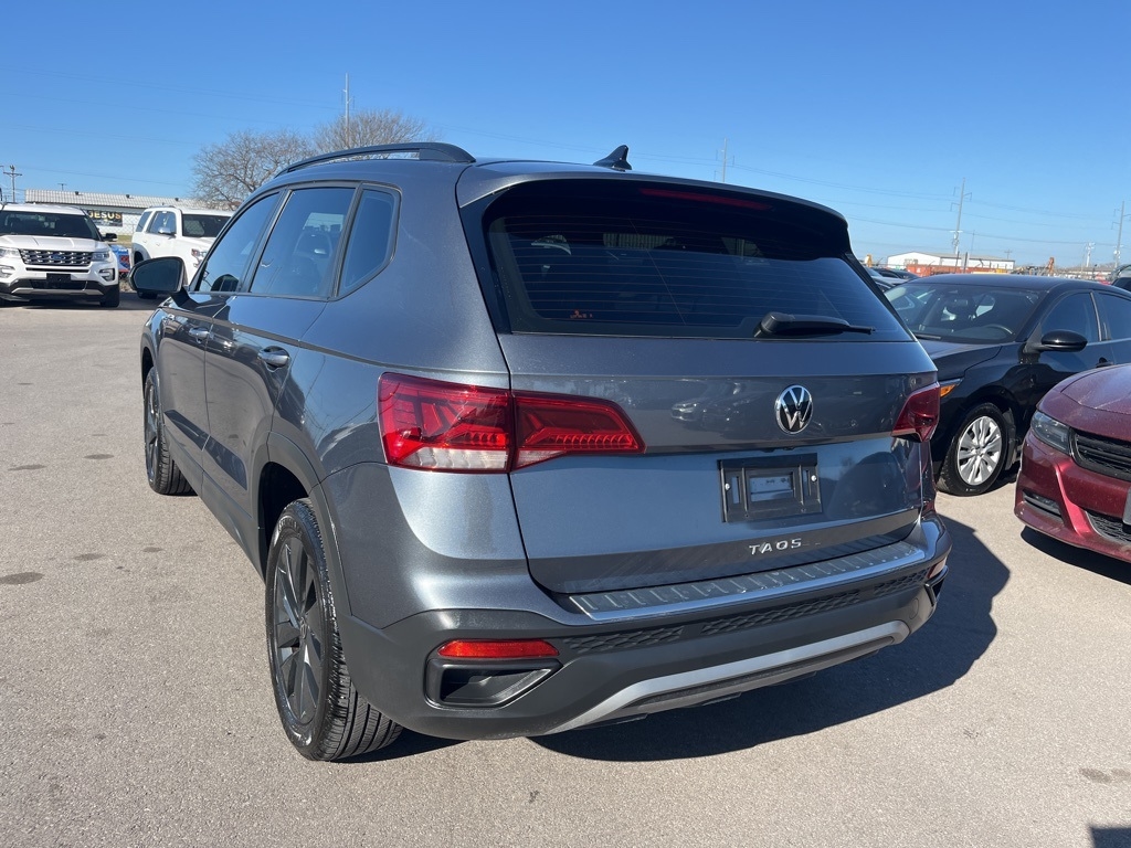 Volkswagen Taos  2024