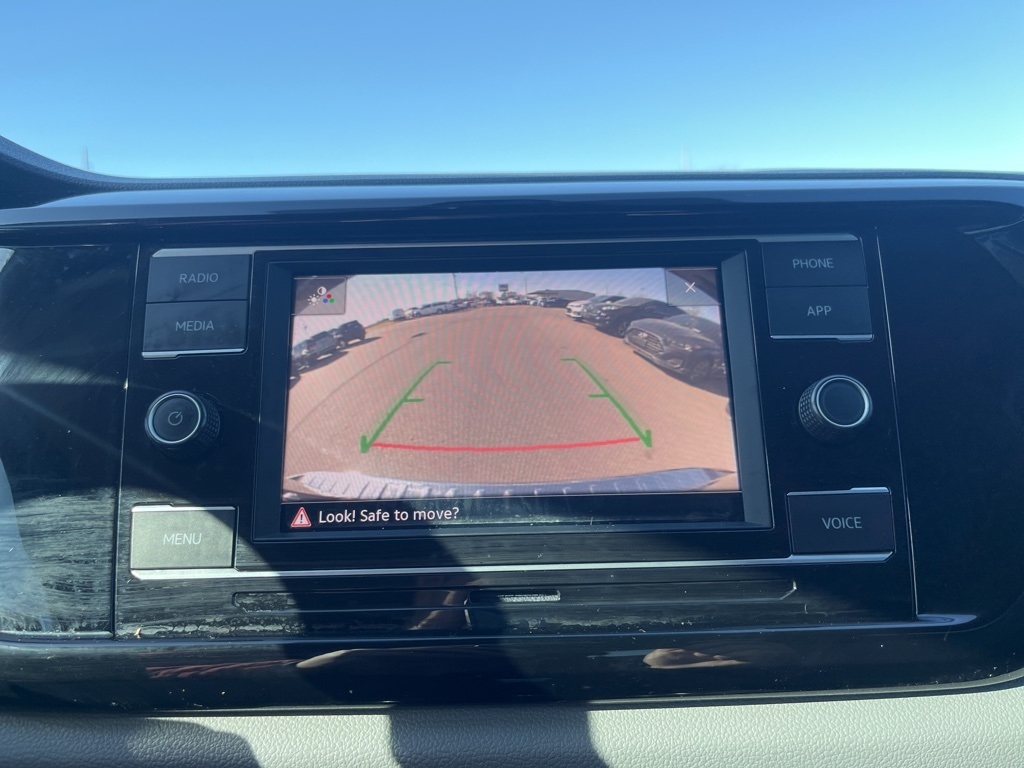 Volkswagen Taos  2024