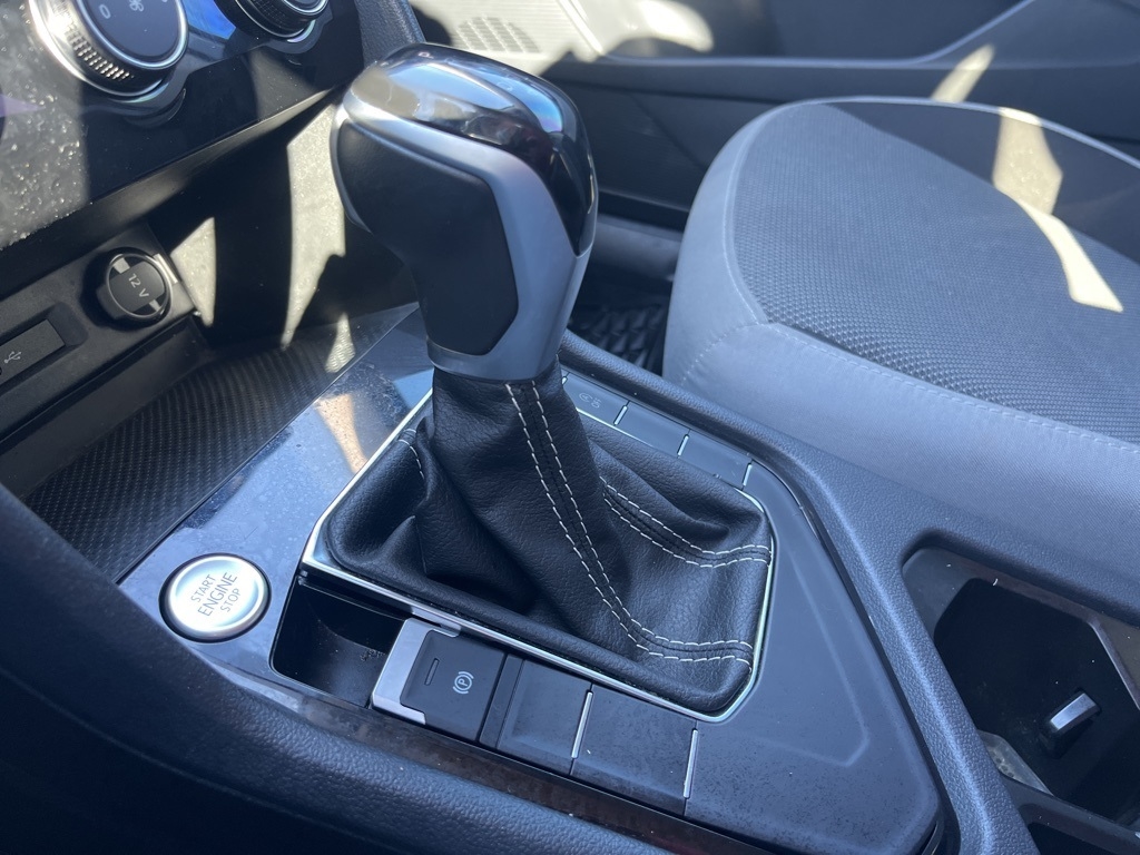 Volkswagen Taos  2024