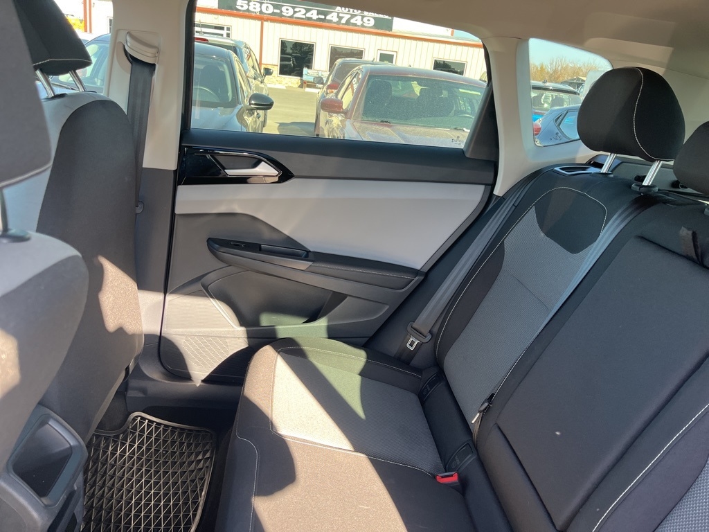 Volkswagen Taos  2024