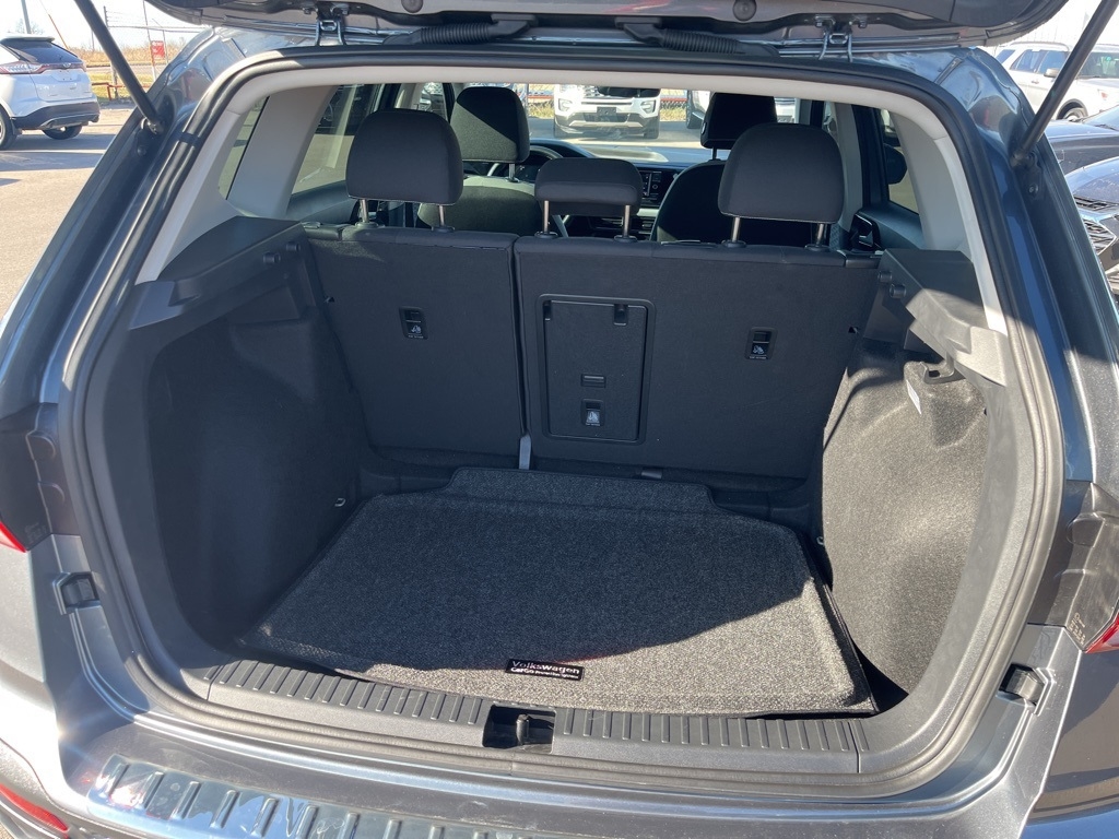 Volkswagen Taos  2024