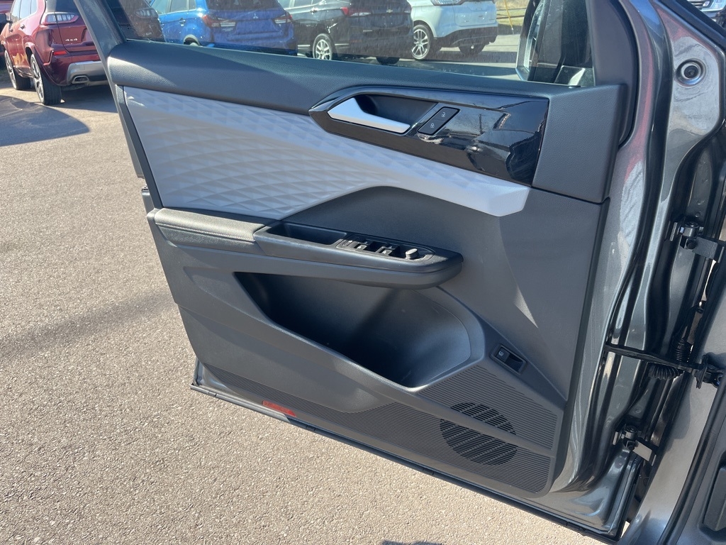 Volkswagen Taos  2024