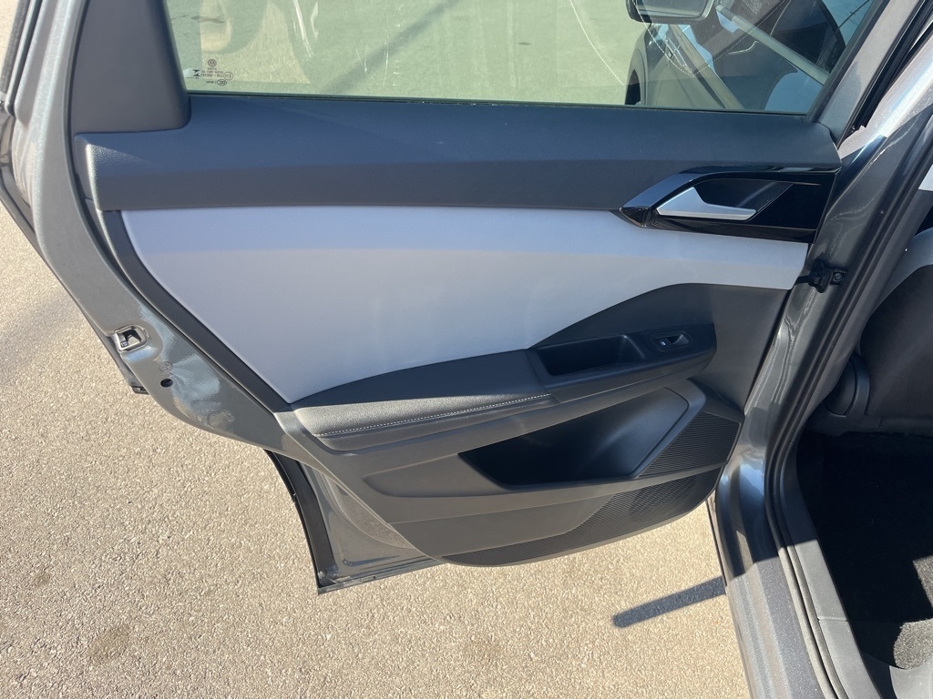 Volkswagen Taos  2024