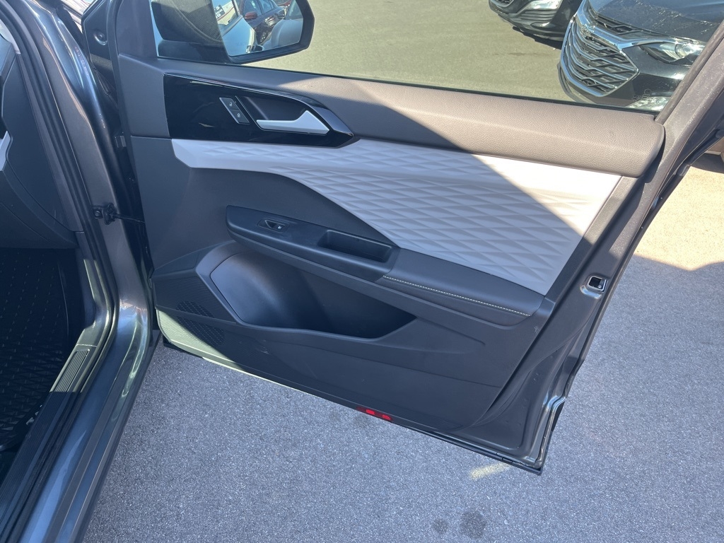 Volkswagen Taos  2024