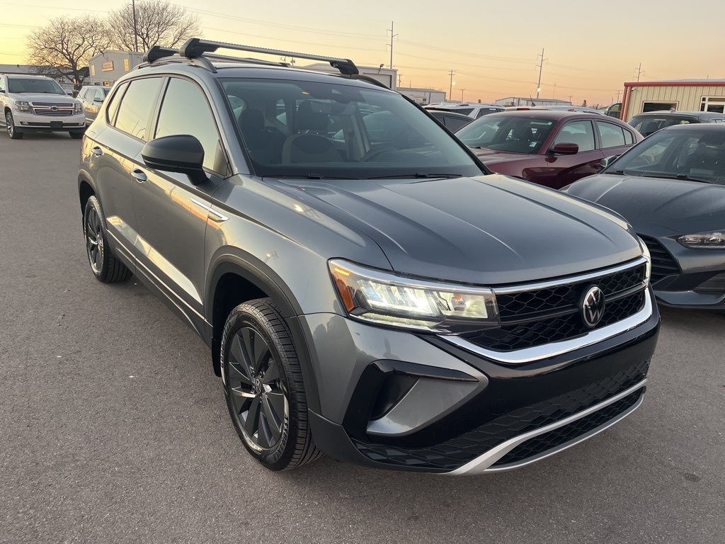 Volkswagen Taos  2024