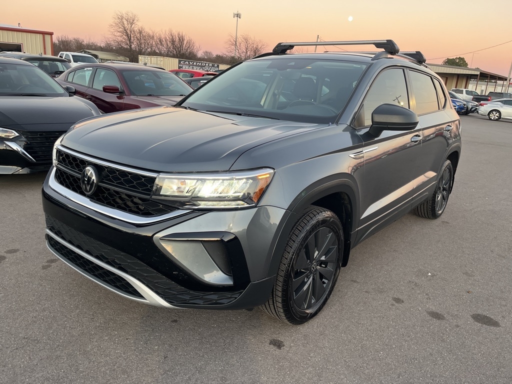 Volkswagen Taos  2024