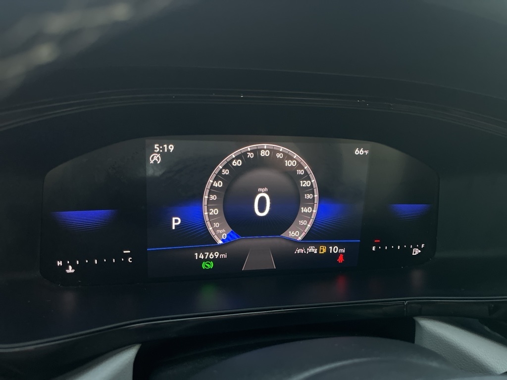 Volkswagen Taos  2024