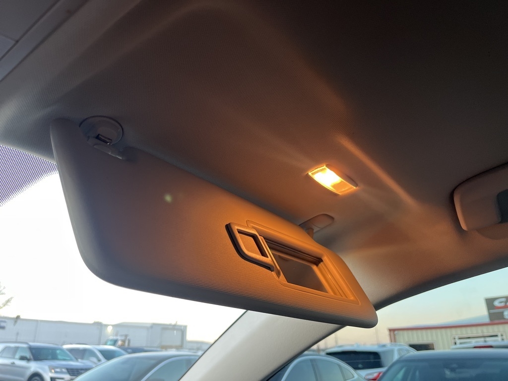 Volkswagen Taos  2024