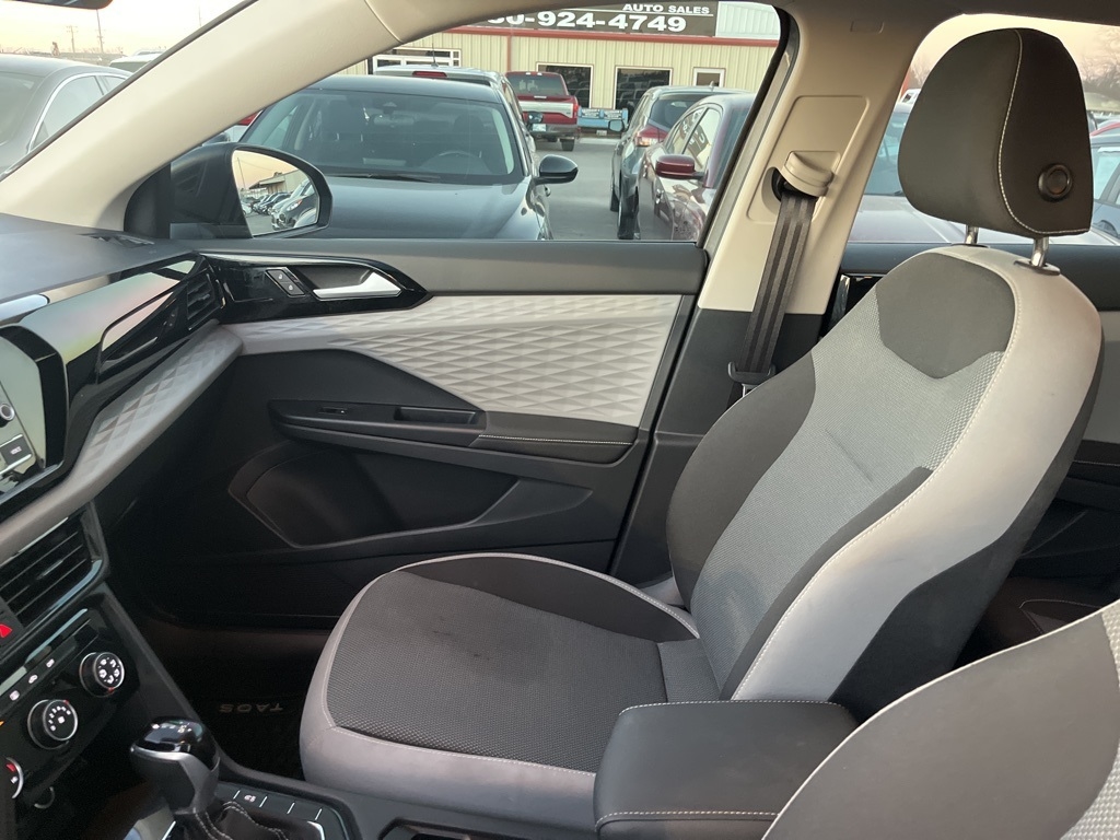 Volkswagen Taos  2024