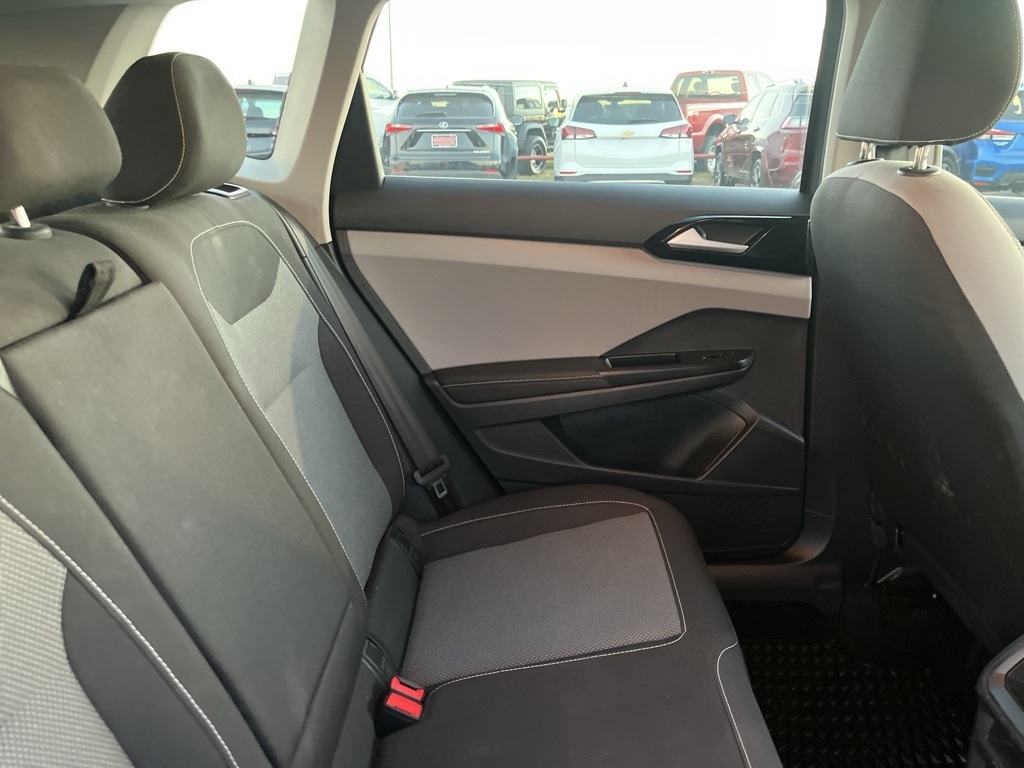 Volkswagen Taos  2024