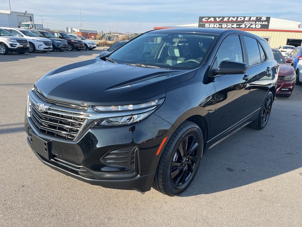 2024 Chevrolet Equinox LS's photo