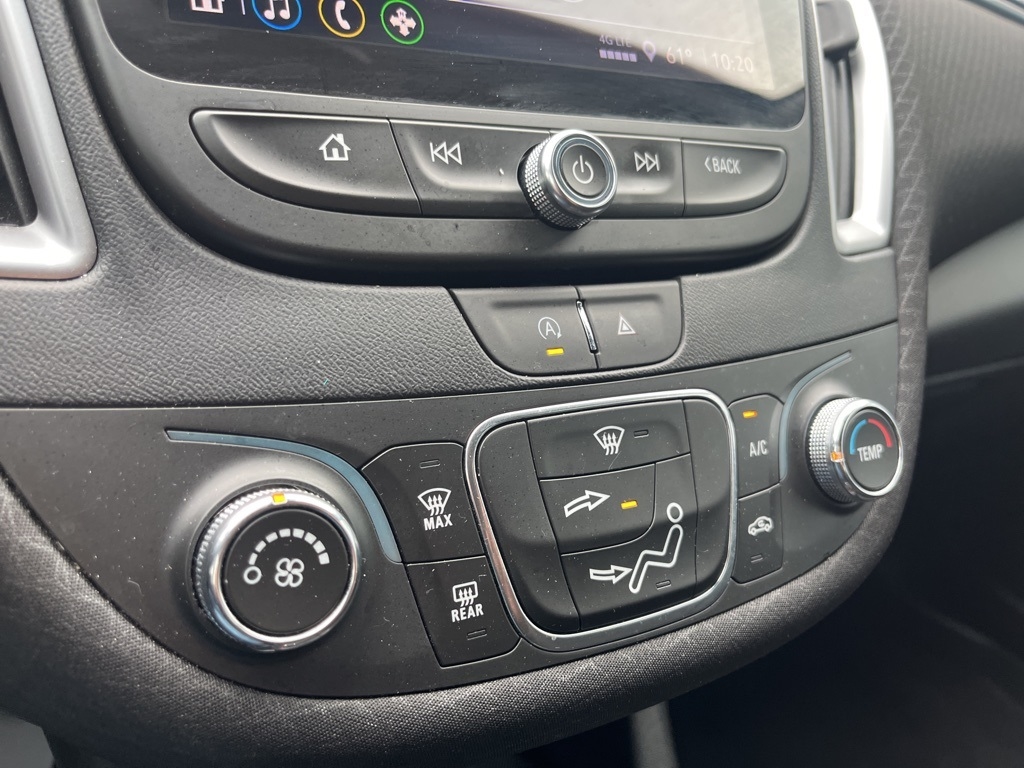 Chevrolet Malibu  2023