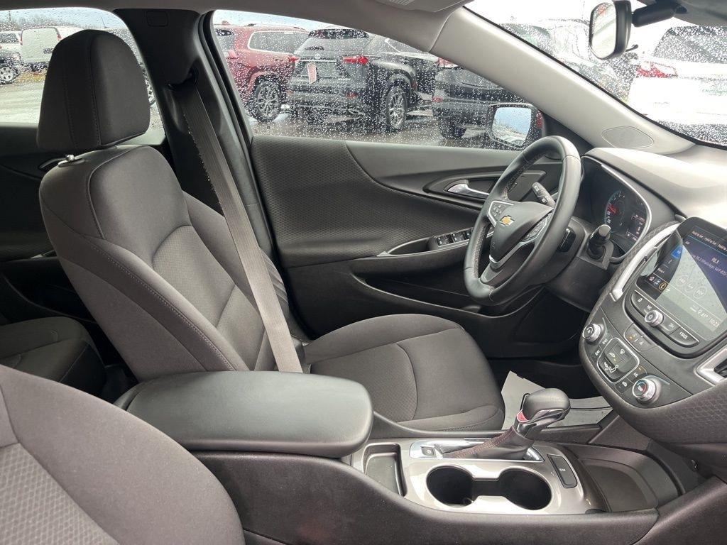 Chevrolet Malibu  2023