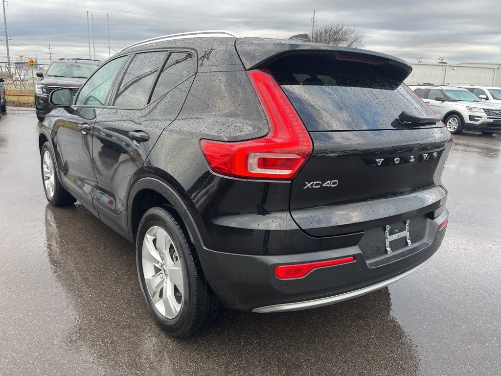 Volvo XC40  2022