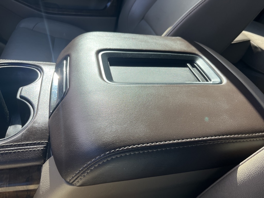 Chevrolet Suburban  2020