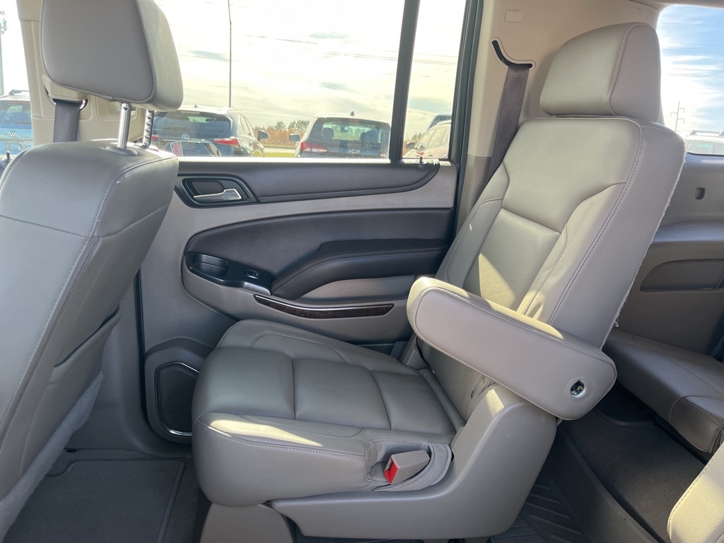 Chevrolet Suburban  2020