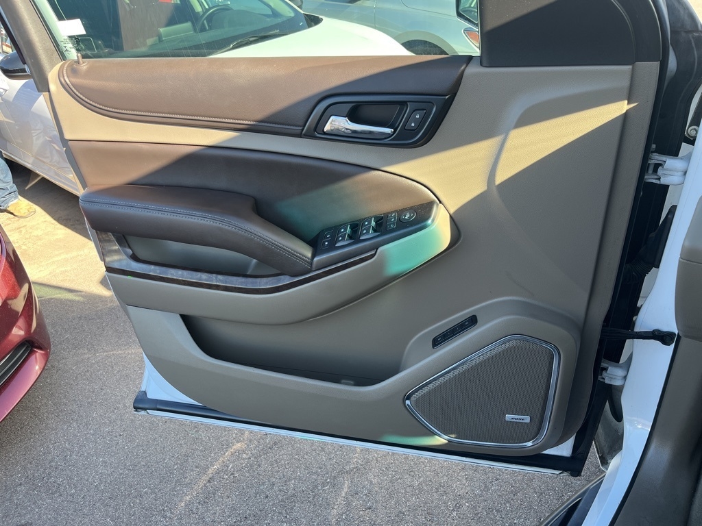 Chevrolet Suburban  2020