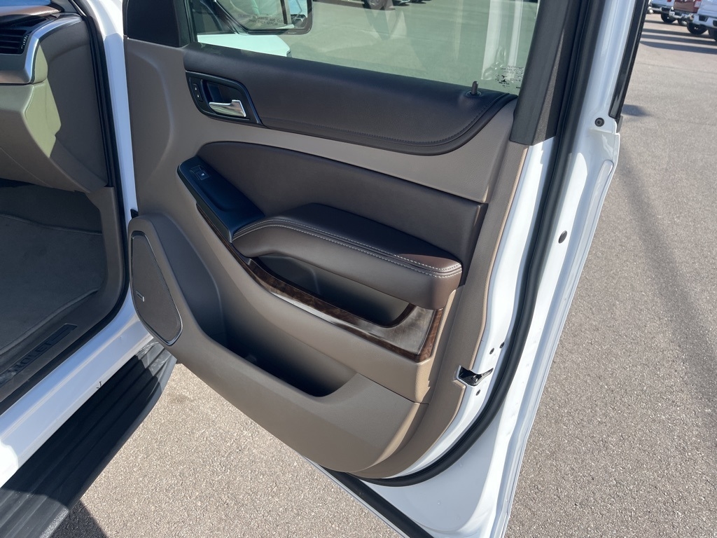 Chevrolet Suburban  2020